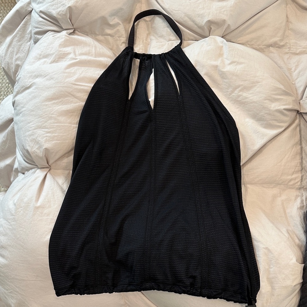 Lululemon Peekaboo Low Back Halter Top